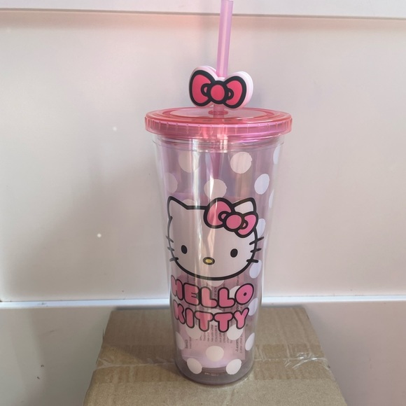LAST ONE! SANRIO HELLO KITTY FACE CARNIVAL CUP WITH LID AND TOPPER STRAW - Picture 5 of 7